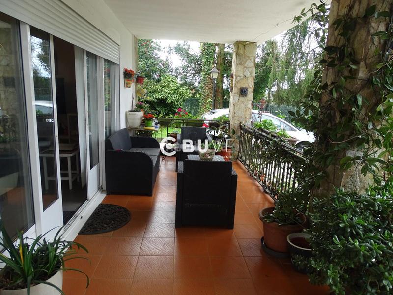 Foto 42b48f78-0478-4039-b3ce-c8cb38fbf960. Xalet amb calefacció aparcament a área de Ames Ames