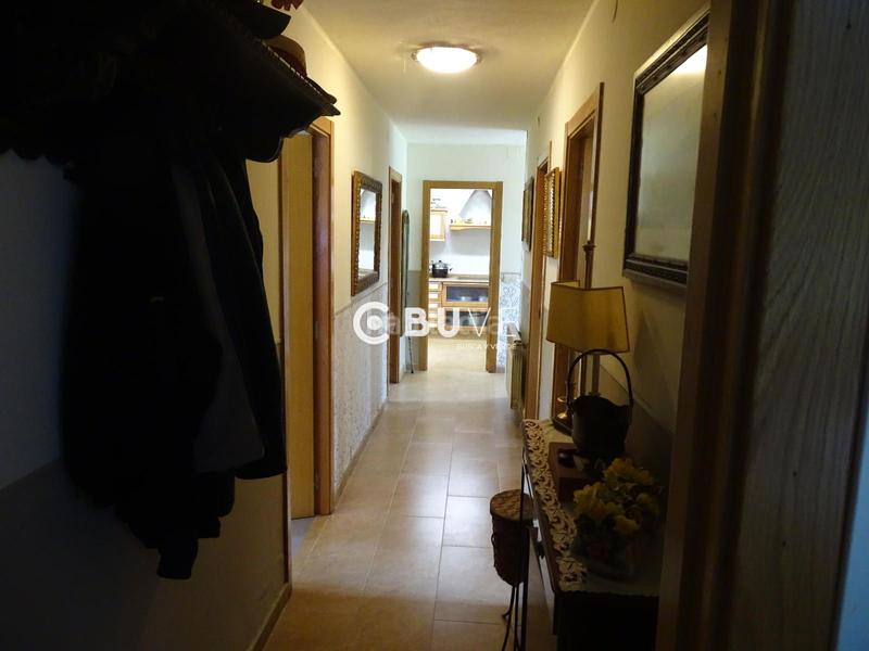 Foto 5175caf1-3bf5-4b0a-a0c9-969f43d9ff1c. Xalet amb calefacció aparcament a área de Ames Ames