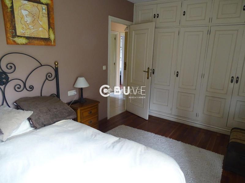 Foto da14bcf8-1c47-45ec-95b2-f4a36035bc87. Xalet amb calefacció aparcament a área de Ames Ames