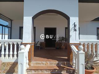 Maison  Del quemadero. Se vende casa de 4 hab en andujar