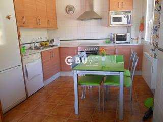 Appartement  Santa bárbara. Se vende piso en concud, teruel