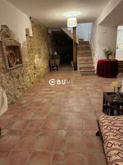 Casa  Navarra. Se vende casa en valdealgorfa, teruel