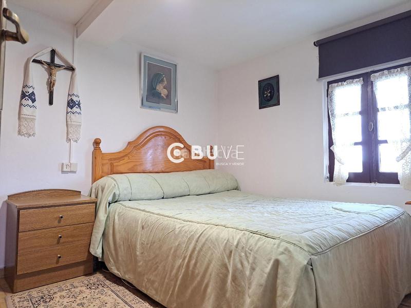 Foto 9073d8ea-548a-4811-894d-baa7fd242db5. Casa adosada casa con jardín en venta en Grado