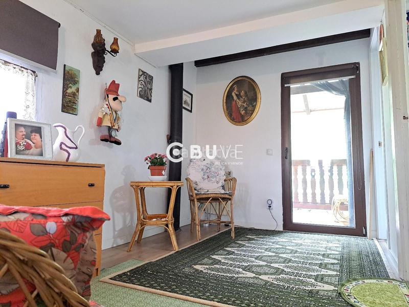 Foto d95cab4d-228b-48f1-a386-ae8768a0282f. Casa adosada casa con jardín en venta en Grado