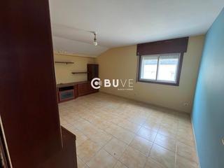 Appartement  Lois. Se vende piso en oza dos rios  a coruña.