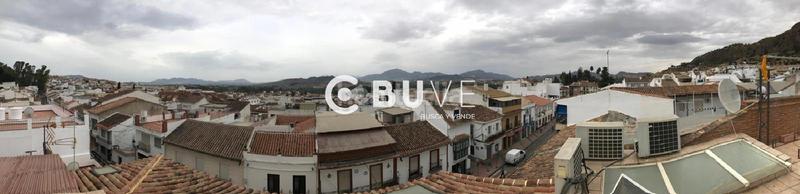 Foto 67a20c5a-5b01-417e-8505-1a62e356d234. Casa adosada se vende casa de 3 plantas , malaga en Pizarra