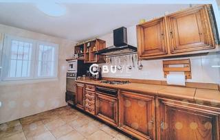 Chalet  Cipres. Se vende chalet independiente de 6 h, con piscina en  san miguel