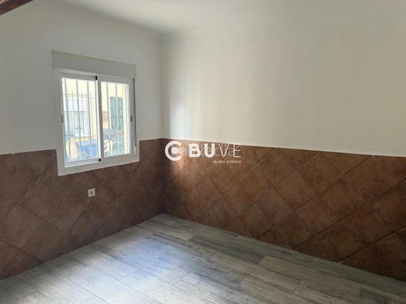 Foto 667f594d-dc4c-4ffc-bab2-b13f4265f53e. Zweistöckige wohnung mit heizung in El Juncal - Vallealto Puerto de Santa María (El)