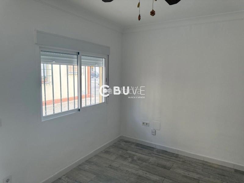 Foto dd567c0a-2f07-4df0-a5d2-a88d59b6b8c1. Zweistöckige wohnung mit heizung in El Juncal - Vallealto Puerto de Santa María (El)