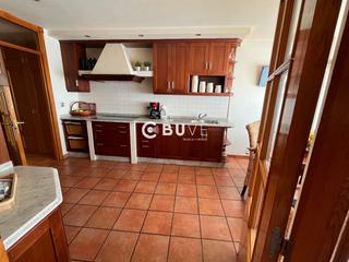 Maison  Pombal. Se vende casa en perillo  oleiros  a coruña