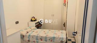 Pis  Nou de octubre. Piso con terraza, cochera y 4 habitaciones en benicolet