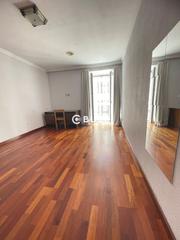 Piso en Centro. Se vende piso en valladolid