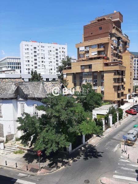 Foto 1b928251-1ec2-424d-bc88-83b04ff1086c. Flat in La Calzada - La Florida Sevilla