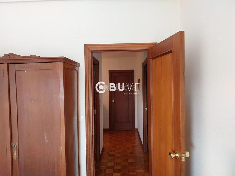 Foto 2a7652e5-4a5f-46c5-8469-1eef8d3a6dd2. Piso se vende piso de 3 hab en Ventiun Ourense