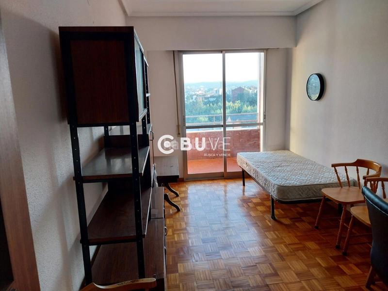 Foto a88f7a4c-9907-43f3-8110-db1f49d79682. Piso se vende piso de 3 hab en Ventiun Ourense
