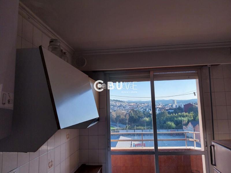 Foto c5a89106-596e-40e6-9cb2-f5591a4b3b89. Piso se vende piso de 3 hab en Ventiun Ourense