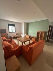 Pis  Alamos. Se vende piso de 2 hab en  constantina