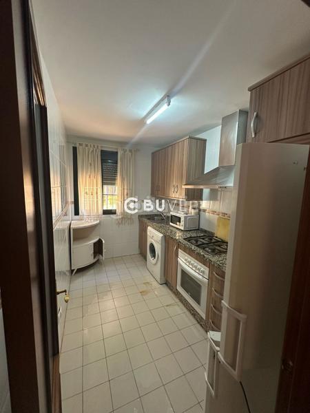 Foto dc5e6275-2d95-4b9d-b2ee-e7871c9a714f. Pis a Constantina