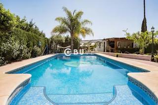 Xalet  Tixe. Se vende chalet con apartamento independiente en coria del río,