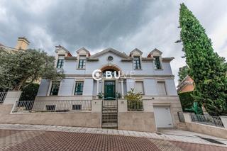 Chalet  Nabuco. Espectacular chalet alto standing en valladolid