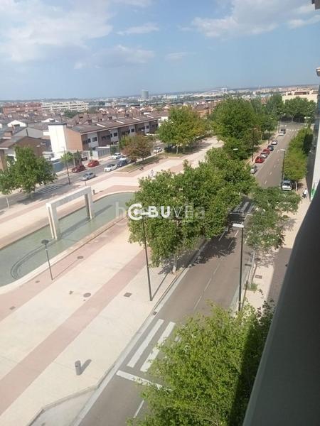 Foto 2512185a-19ff-4f68-8db5-93d95ff82db4. Dúplex se vende duplex en Miralbueno Zaragoza