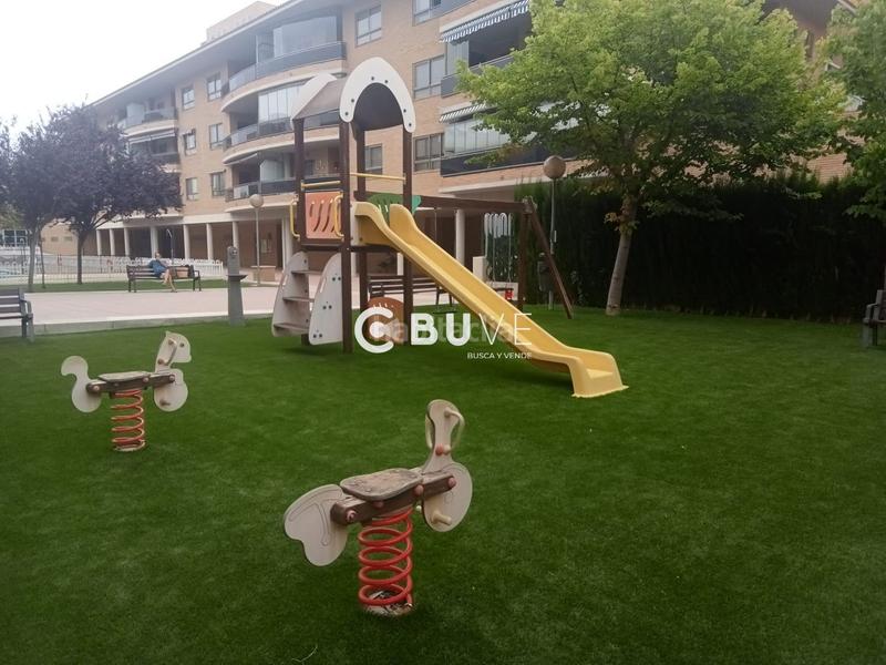 Foto 40b021b9-c428-4f57-bd33-beedfdb5340f. Dúplex se vende duplex en Miralbueno Zaragoza