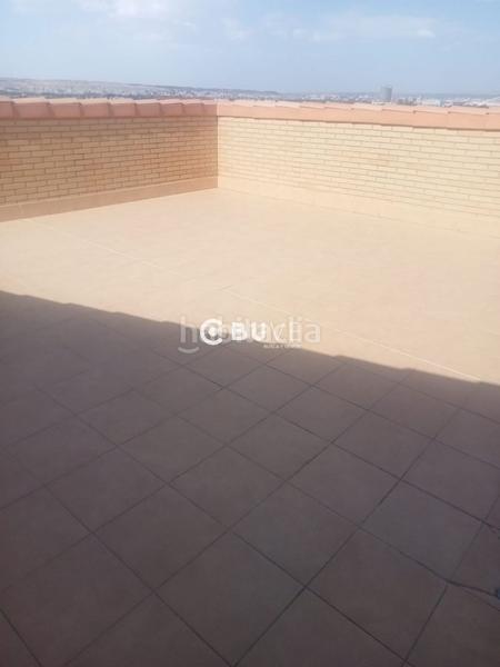 Foto d2589027-e0eb-4978-9444-57d79c698128. Dúplex se vende duplex en Miralbueno Zaragoza
