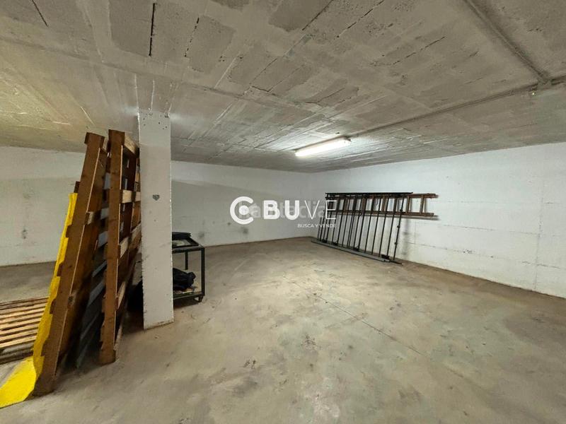 Foto abe00308-a326-42be-a71c-34e749b9f74b. Car parking in El Faro de Calaburra - Chaparral Mijas