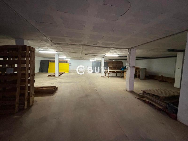 Foto b41a9240-3b3b-4d37-92b2-e57b6a3a2521. Car parking in El Faro de Calaburra - Chaparral Mijas