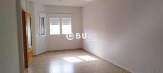 Casa adosada  N/a. Gran oportunidad vivienda unifamiliar con patio y garaje  para e