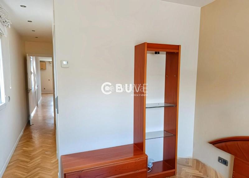 Foto 3faadd58-28db-4680-b353-78a4d9df3329. Duplex dans Peñagrande Madrid