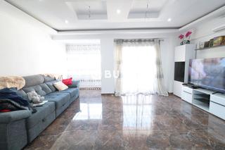 Flat  Azorin. Se vende casa  en torrevieja