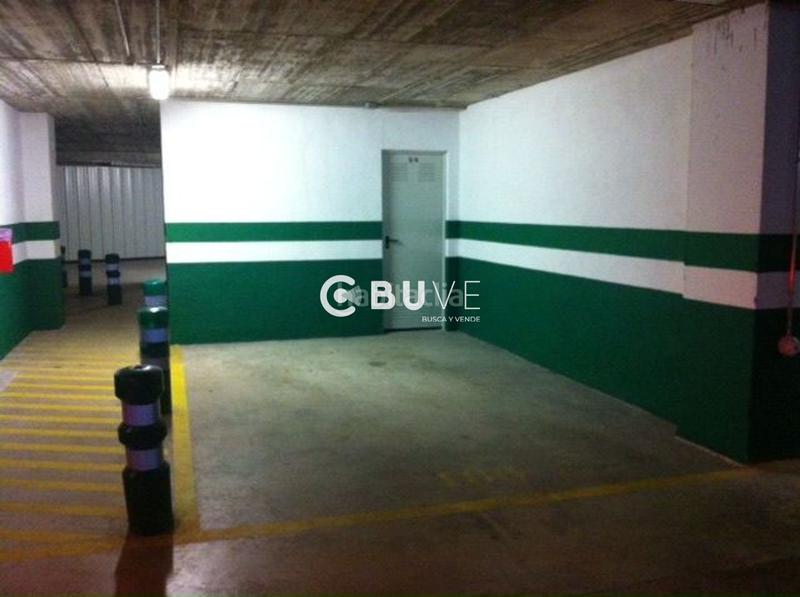 Foto b2950c5e-9940-4b0b-ac97-547901211e17. Appartamento con parcheggio piscina in Parque Ayala - Jardín de la Abadía - Huelín Málaga