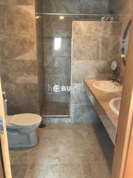 Foto f50202bc-7e7c-4f76-8179-0ae479a60196. Appartamento con parcheggio piscina in Parque Ayala - Jardín de la Abadía - Huelín Málaga