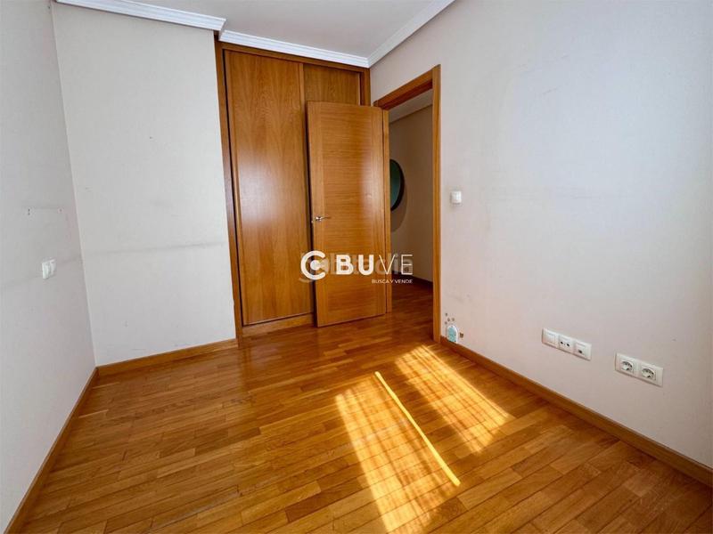 Foto 5d7ad325-b874-4939-ae32-75c244068cd2. Piso se vende piso en a coruña en Cuatro Caminos - Plaza de la Cubela Coruña (A)