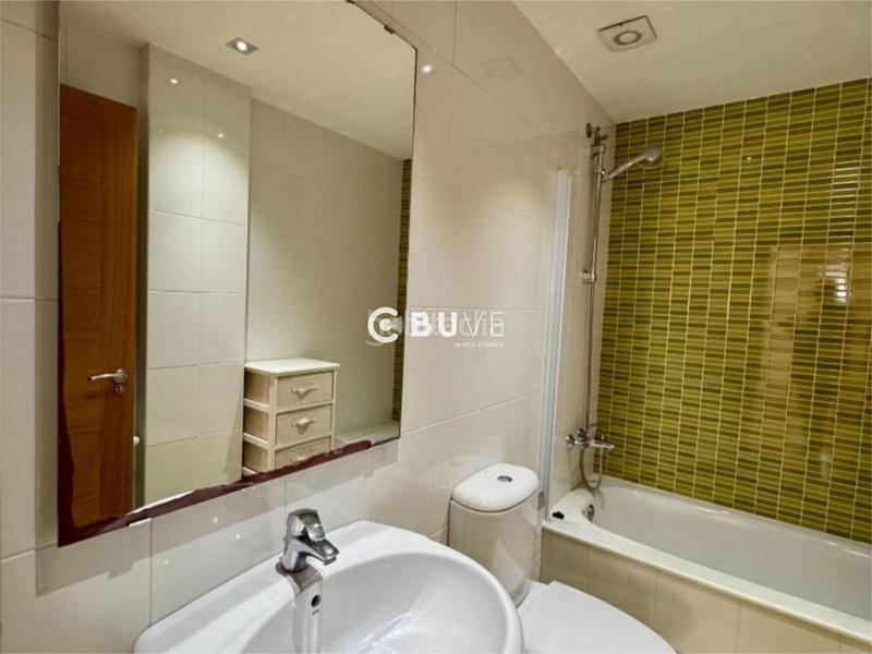 Foto b0ff45e4-ed19-4d45-a68e-f332ab367cbd. Piso se vende piso en a coruña en Cuatro Caminos - Plaza de la Cubela Coruña (A)