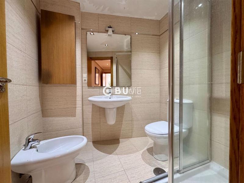 Foto ce4dcda0-9897-4cb1-9847-49651c961fe9. Piso se vende piso en a coruña en Cuatro Caminos - Plaza de la Cubela Coruña (A)