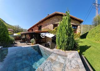 Casa  De urganta. Se vende casa en ezcaray, la rioja