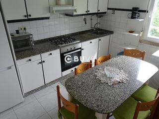 Flat  Tetuán. Se vende piso de 3 habitaciones en a pobra do caramiñal