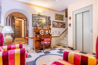 Edificio en San Vicente. Casa exclusiva en el centro de sevilla
