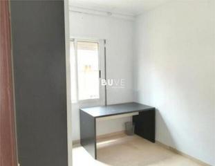 Appartement  Virgen de la cinta. Ático reformado en los remedios con 3 hab., 2 baños y aire centr