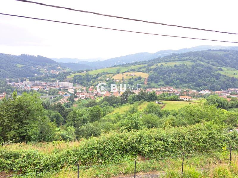 Foto 3b751de3-8277-46fd-9d69-2dbf0f4fe53a. Casa amb calefacció a San Claudio - Trubia - Las Caldas Oviedo