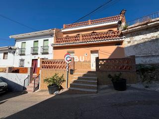 House  Concepción. Dos viviendas en una  cartama