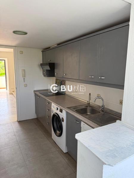 Foto 36607a37-bc47-4b34-b9dd-a2fdd4b953d1. Dúplex buve vende duplex en Torreguadiaro-San Diego Sotogrande