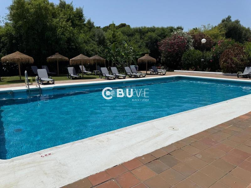 Foto b15b9775-d2ed-4c1b-90e4-7cc6b03fb246. Dúplex buve vende duplex en Torreguadiaro-San Diego Sotogrande