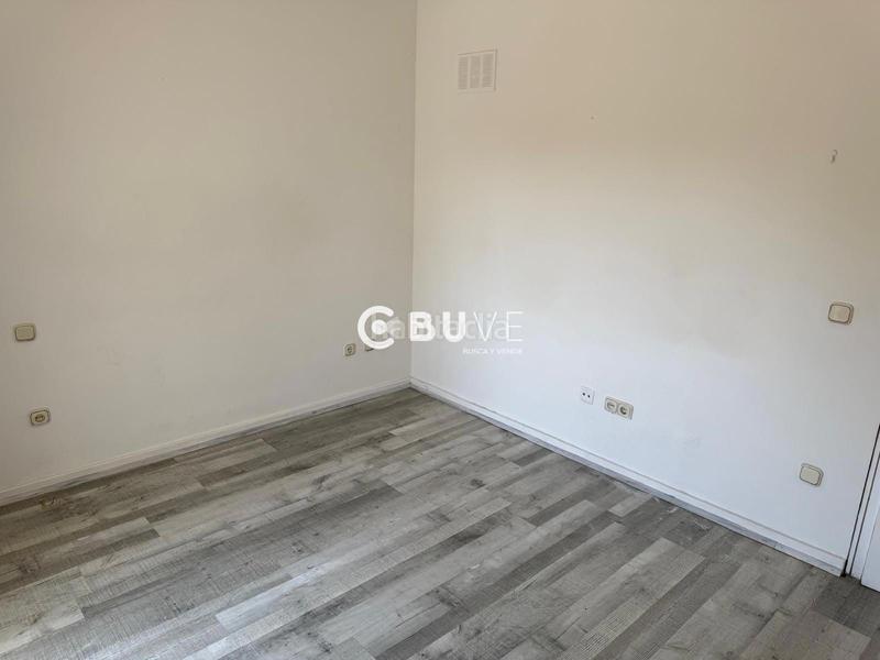 Foto d3fbf501-f0d1-438d-860f-8cace1e83f99. Dúplex buve vende duplex en Torreguadiaro-San Diego Sotogrande