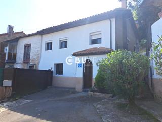 Maison jumelée  Peñaullán. Buve vende casa con finca en pravia