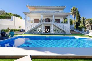 Xalet  Villares alto. Chalet lujo en venta de 5 habitaciones en tomares sevilla