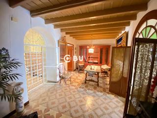 Casa  Majalcofar. Se vende casa de pueblo de 5 hab en almensilla