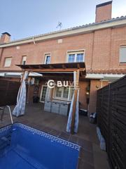 Casa  Pi i maragall. Casa adosada con piscina  en palau solita i plegamans